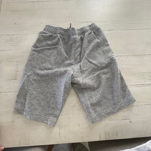 Adidas Gray Youth Shorts Size Medium (11/12) - Picture 4 of 5